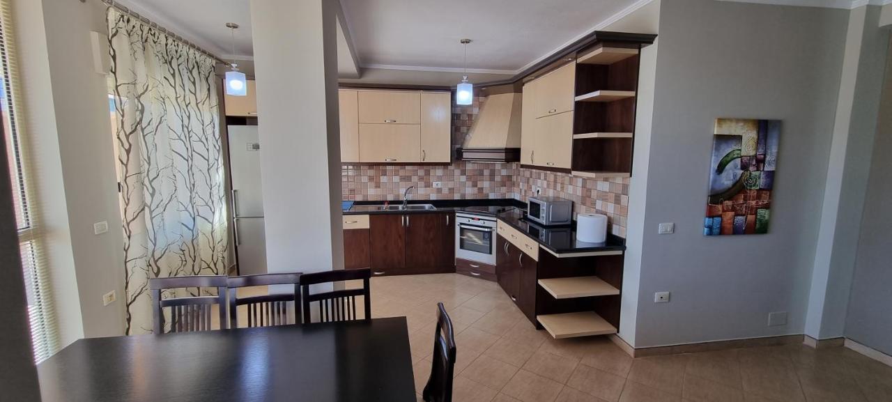 Luis Penthouse Apartment Berat Exterior photo